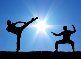 国米迎来6分之战！右路首发奥古弃攻主守，全面遏制对手两核心！