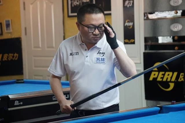 首次捧起男 首次捧起男